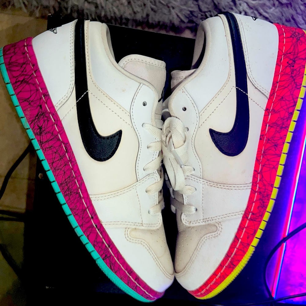 Nike low dunks